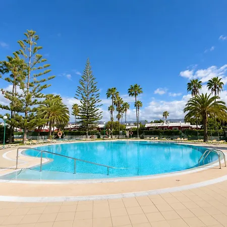 Home2book Tunos & Pool, Apartman